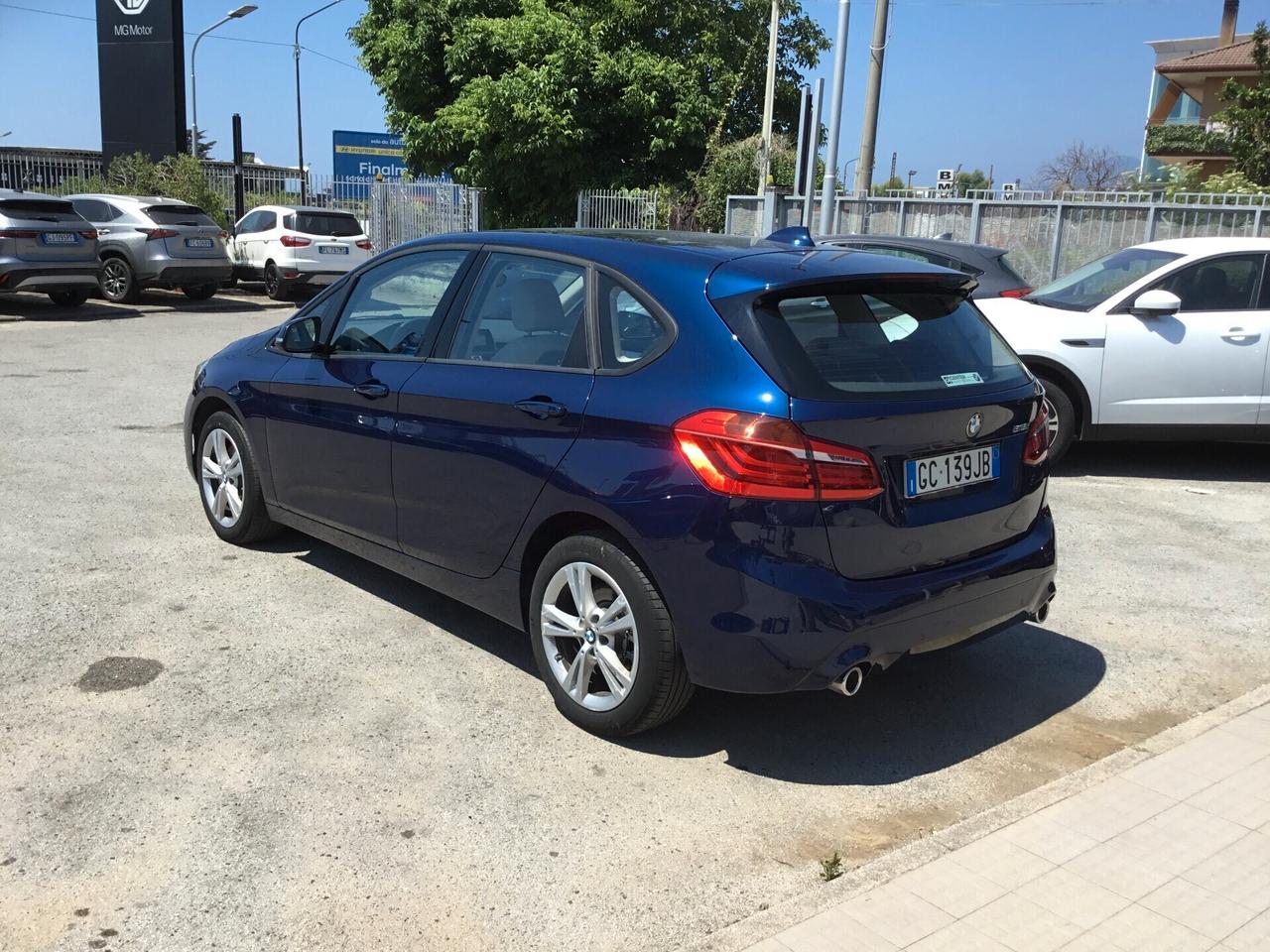 Bmw 2er Active Tourer 218 Business CAMBIO AUTOMATICO