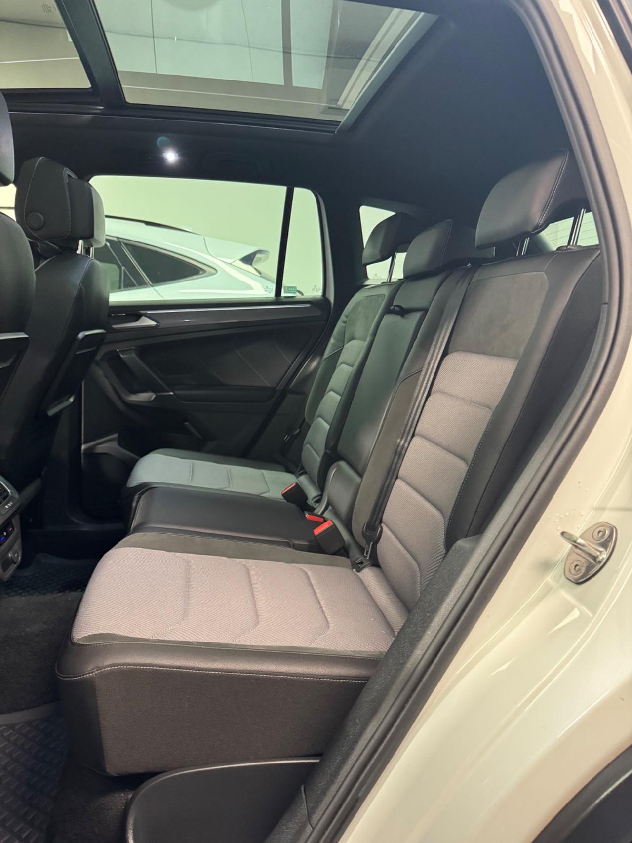 VOLKSWAGEN TIGUAN 2.0 TDI 190 CV TETTO APRIBILE