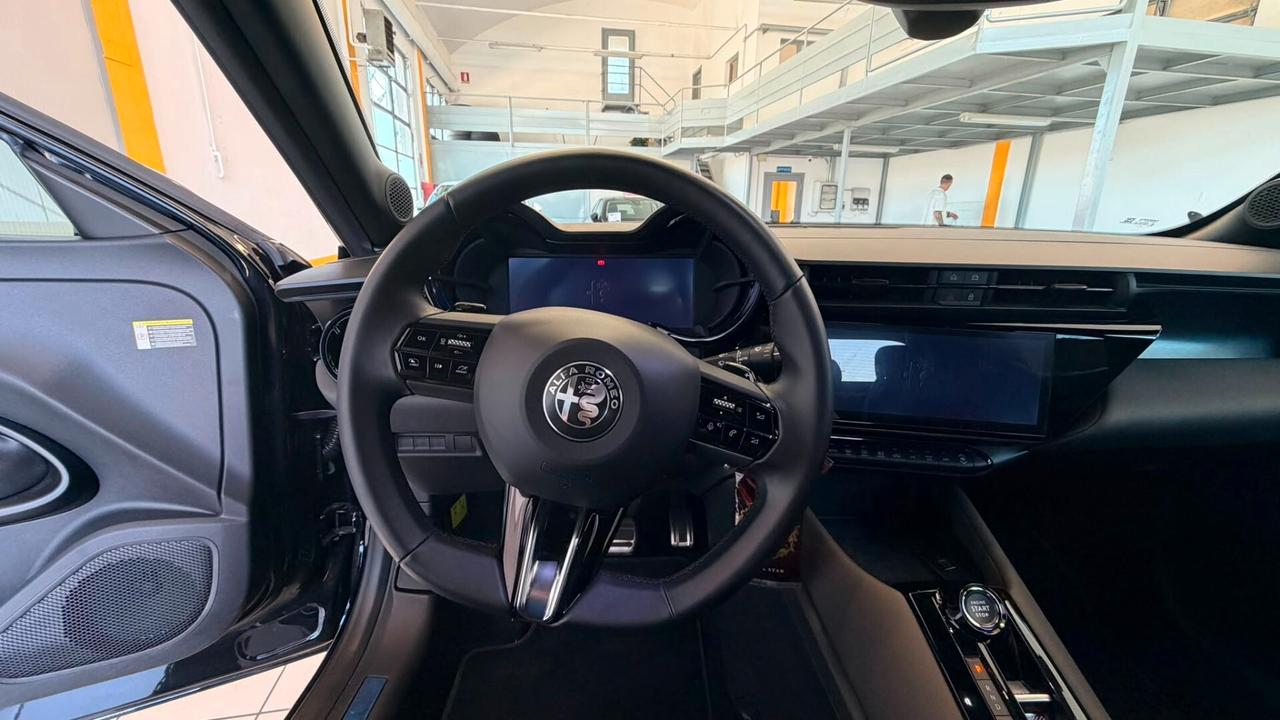 Alfa Romeo Junior 1.2 136 CV Hybrid eDCT6 Speciale