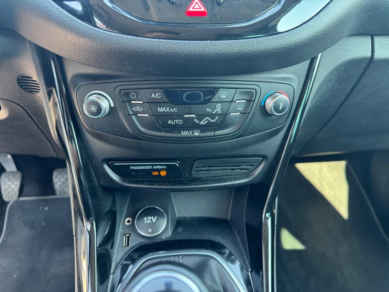 Ford B-Max 1.6 TDCi 95 CV Titanium Plus NEOPATENTATI