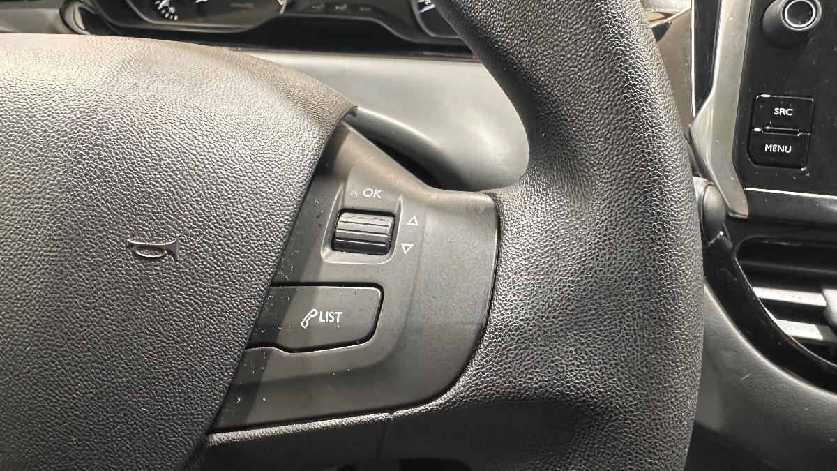 PEUGEOT - 208 - 1.2 VTi 82 CV 5p. Allure