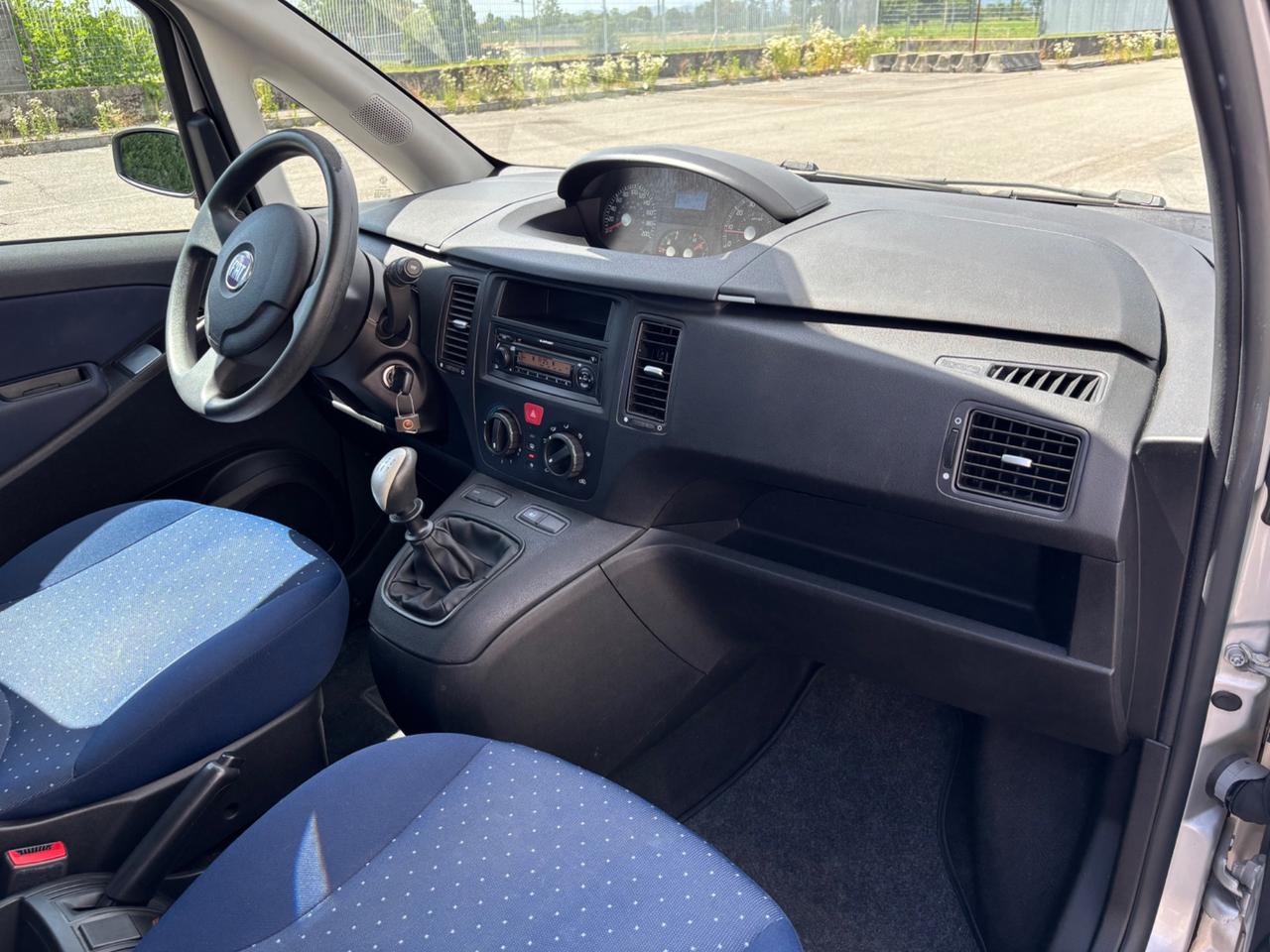 Fiat Idea 1.2 16V UNI PRO