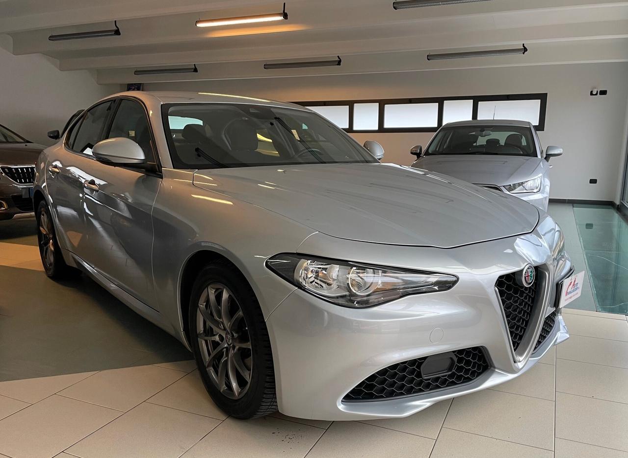 Alfa Romeo Giulia 2.2 Turbodiesel 136 CV Business