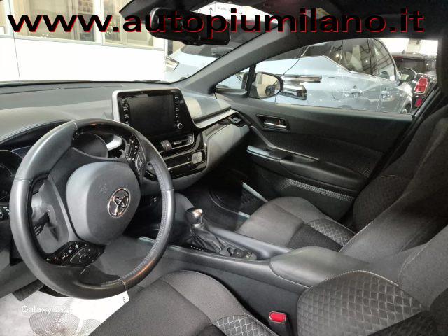 TOYOTA C-HR 1.8 Hybrid E-CVT Active