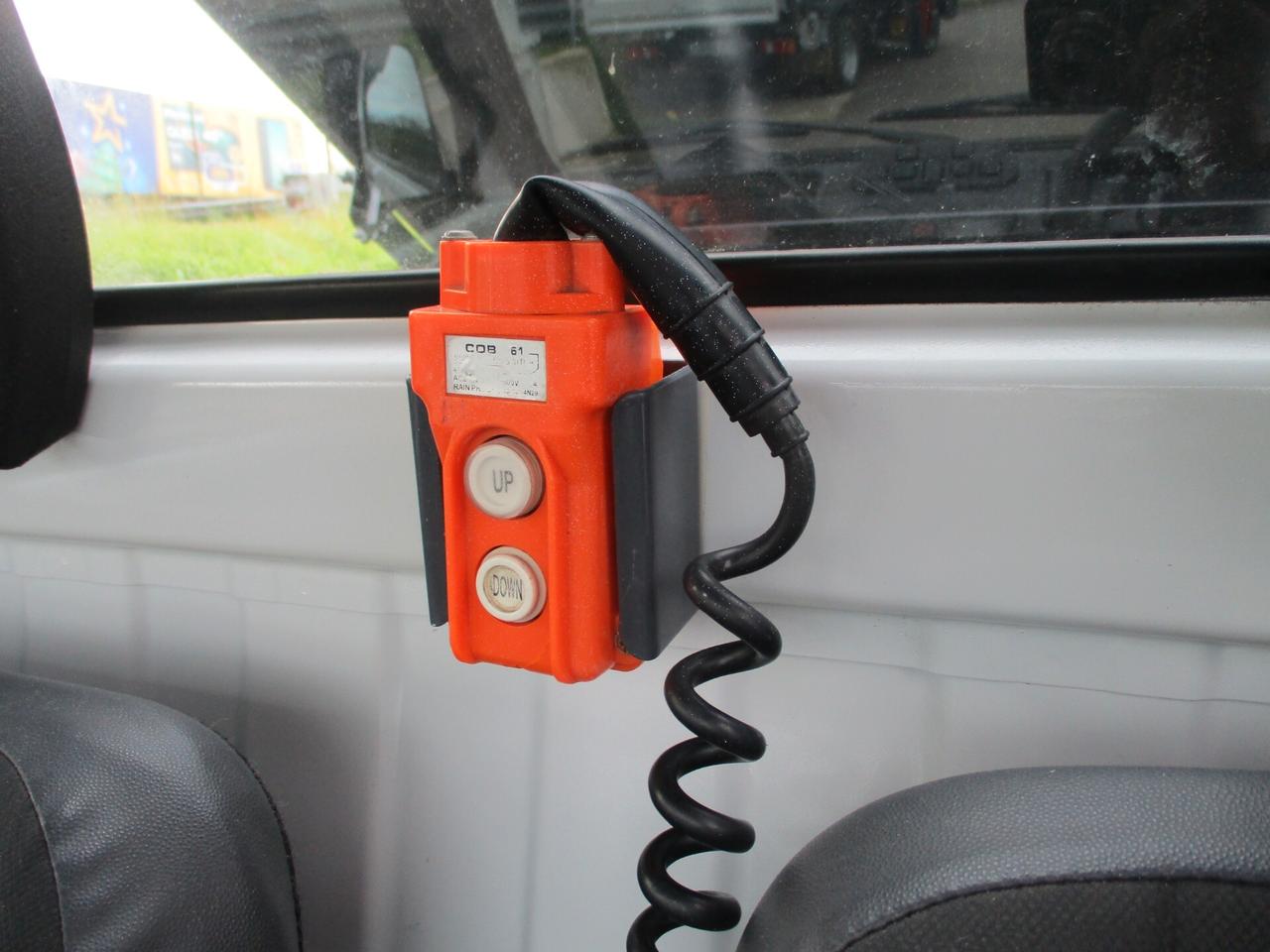 Piaggio Porter 1.3 16V EURO 6 BENZINA RIBALTABILE CUCINI