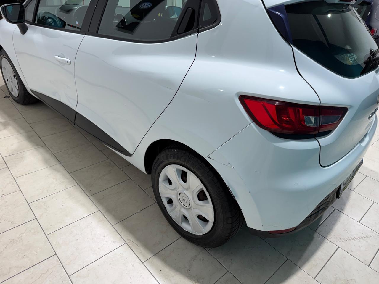 RENAULT CLIO 2015 GPL FINO AL 2035