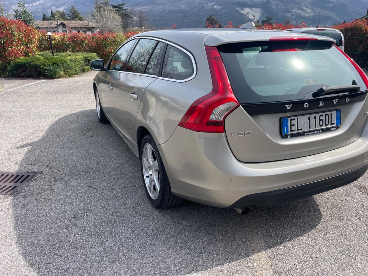 Volvo V60 D3 Geartronic Kinetic