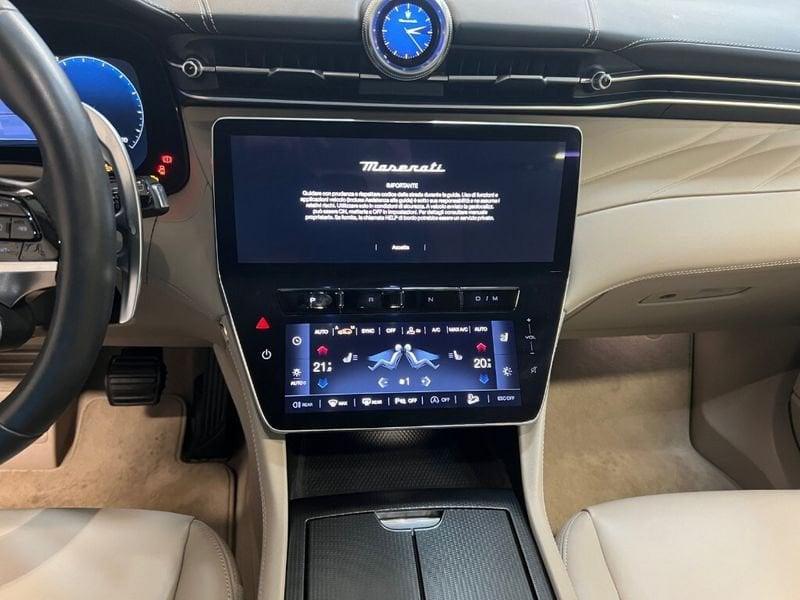 Maserati Grecale MHEV 300 CV AWD GT