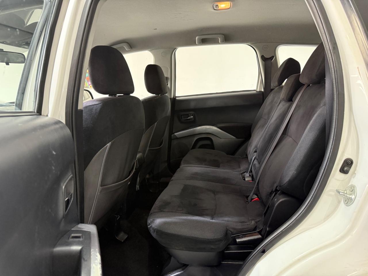 Mitsubishi Outlander 2.0 DI-D Invite DPF