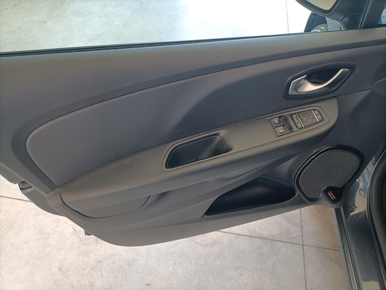 Renault Clio dCi 8V 75 CV Start&Stop 5 porte Energy Duel 05/2018
