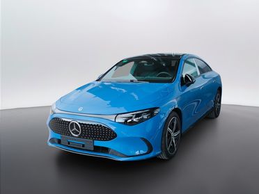 Mercedes-Benz CLA 250+ con tecnologia EQ