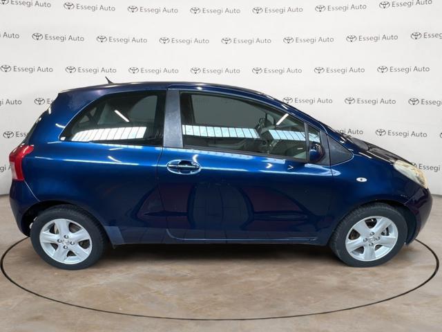 TOYOTA Yaris 1.0 3 porte