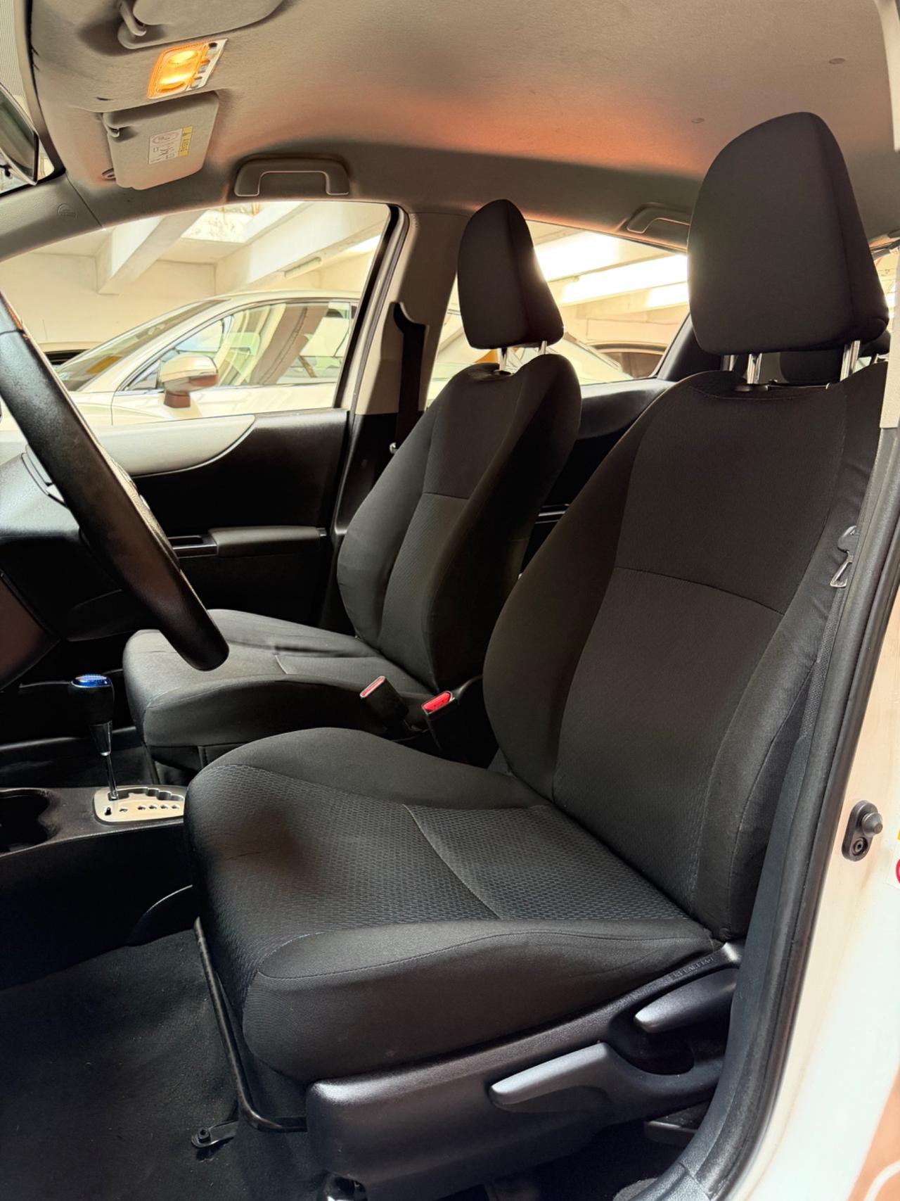 Toyota Yaris 1.5 Hybrid Neopatentati Euro 5