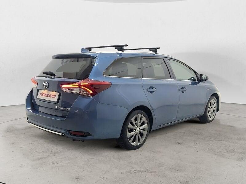 Toyota Auris Hybrid Active +