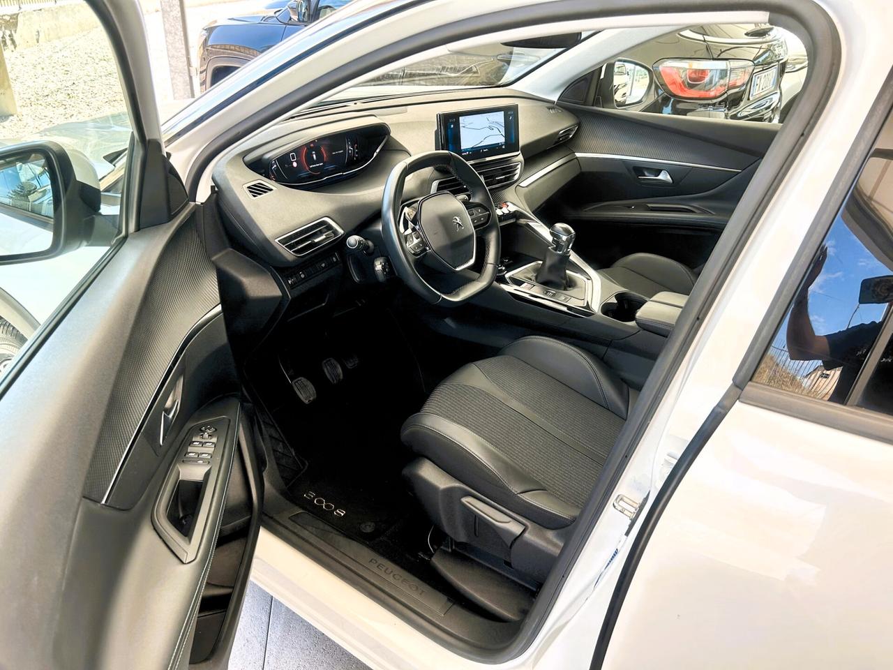 Peugeot 3008 BlueHDi 130 S&S Allure Pack