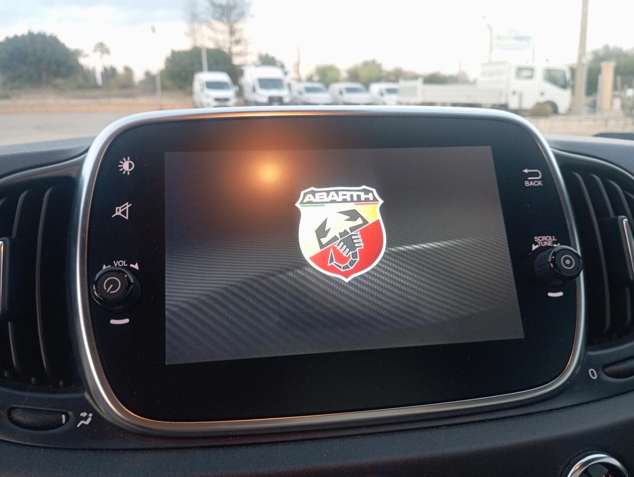 Abarth 595 1.4 Turbo T-Jet 180CV