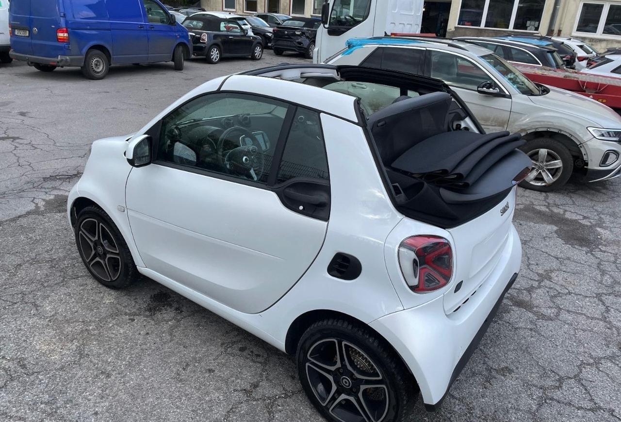 Smart ForTwo EQ PRIME 82cv Navi Camera Fari 22KW