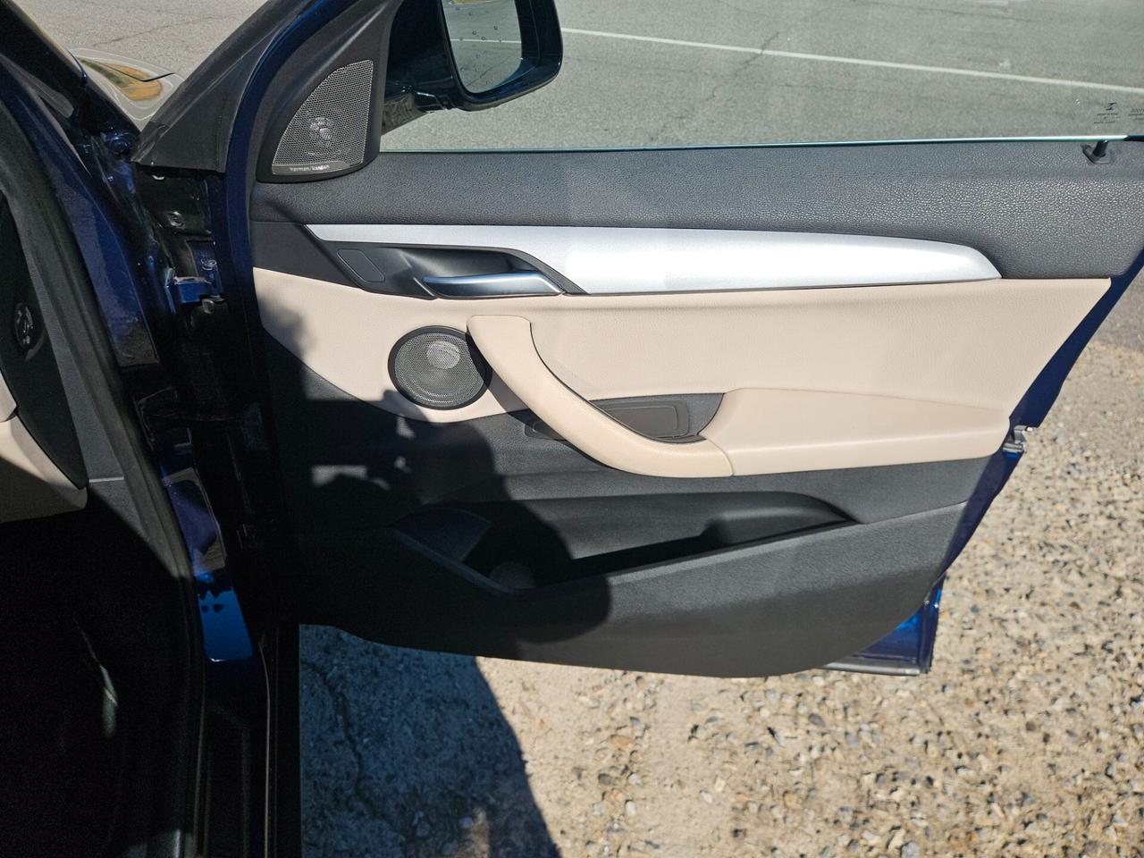 Bmw X2 sDrive18d Business-X AUTOM.