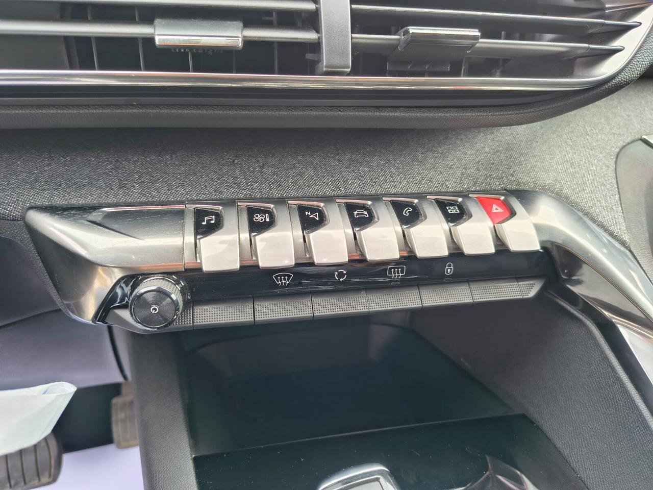 Peugeot 5008 *7 POSTI* 1.5 BlueHDi *AUTOMATICO*