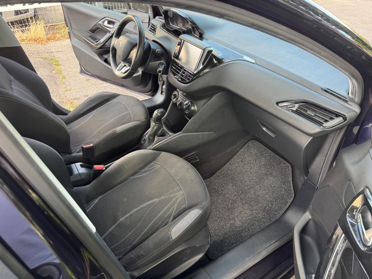 Peugeot 208 1.4 HDi 68 CV 5 p Allure garanzia 12 mesi