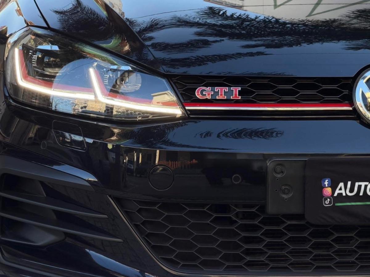 Volkswagen Golf 7.5 GTI 2.0 TSI 245 CV