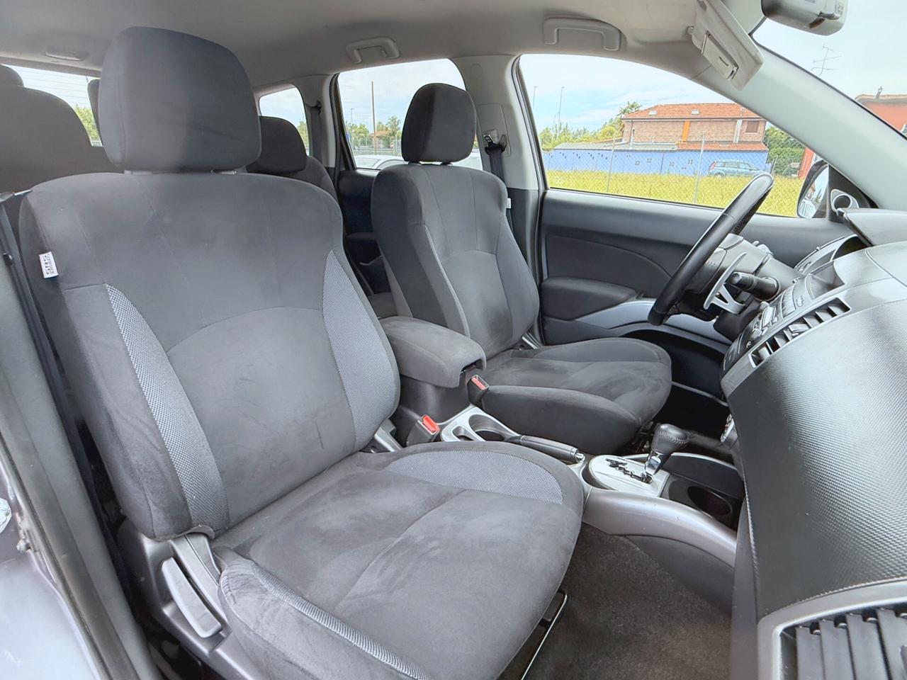 Mitsubishi Outlander 2.4 Benz/Gpl MIVEC Instyle 7 p.ti