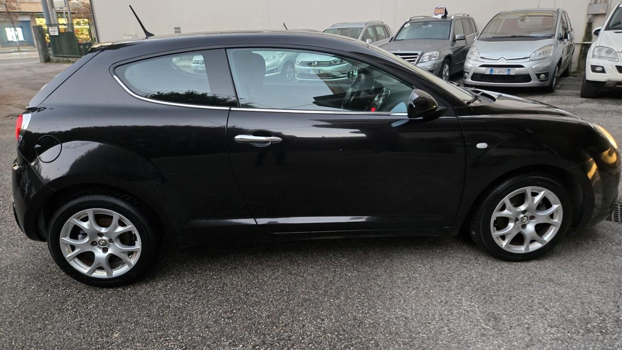 Alfa Romeo MiTo 1.3 JTDm-2 95 CV S&S Distinctive