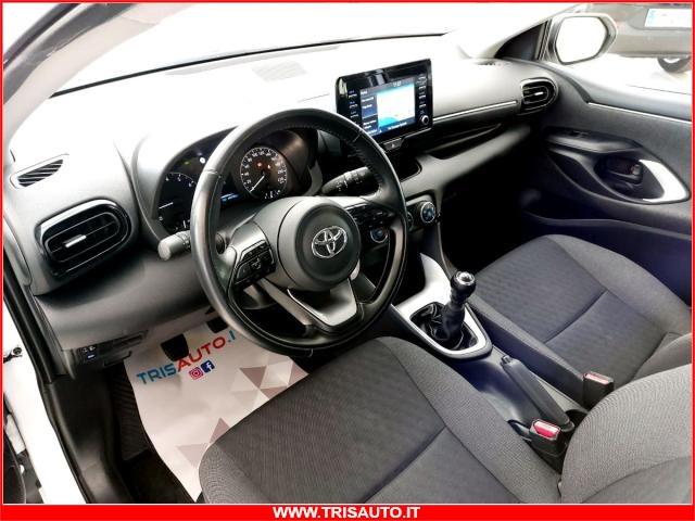 TOYOTA Yaris 1.0 Business 5p NEOPATENTATI IVATA (NAVI)