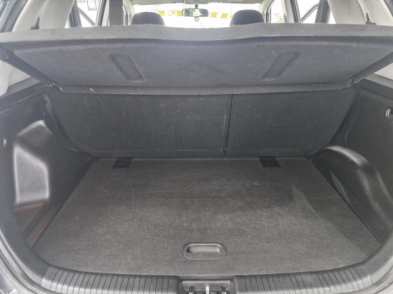 KIA VENGA 1.4 CRDi 90CV Cool