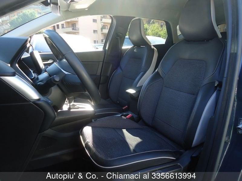 Renault Captur Captur Mild Hybrid 140 CV Intens