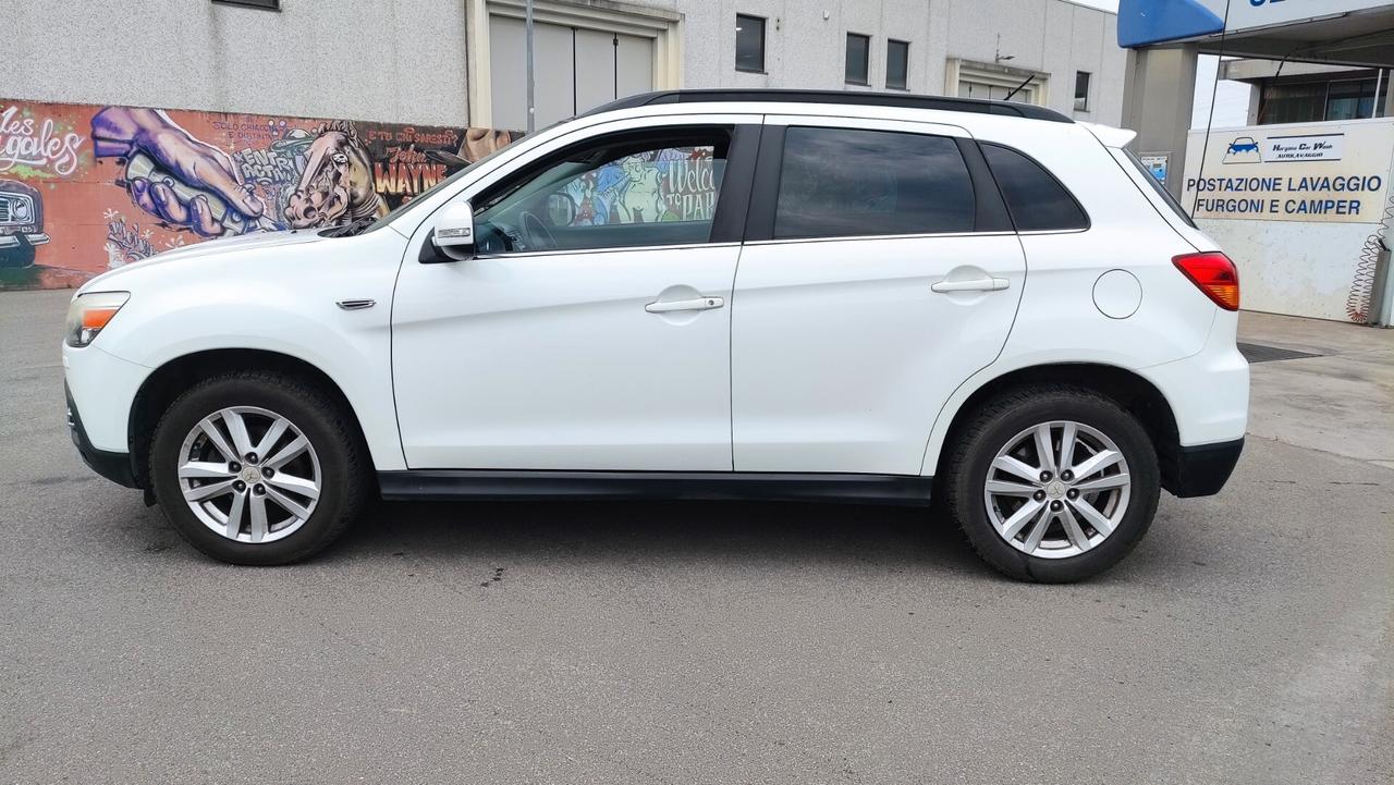 Mitsubishi ASX 1.8 DI-D 150 CV 2WD TETTO - 2011