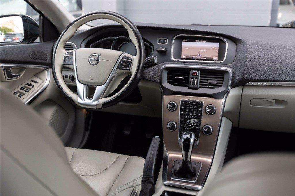 VOLVO V40 Cross Country 2.0 d2 del 2017