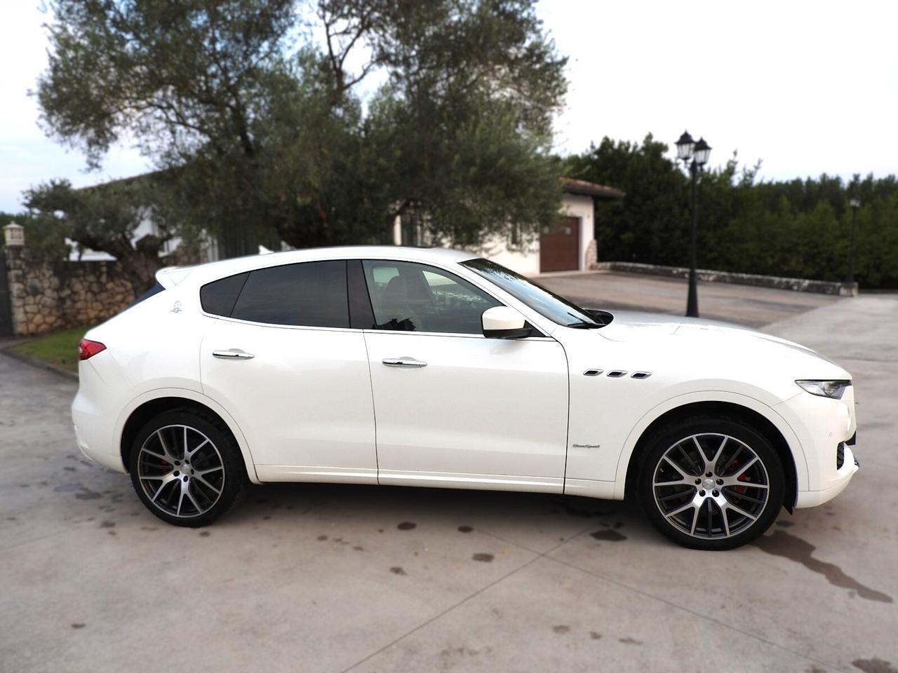 Maserati Levante V6 Diesel 275 CV AWD