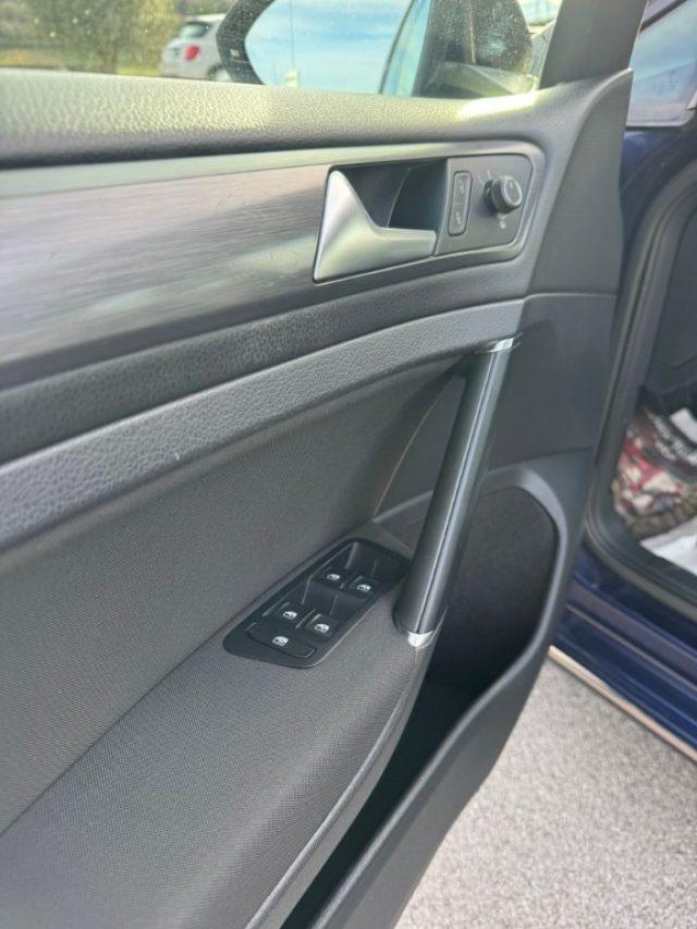 VOLKSWAGEN Golf 1.6 TDI 115 CV DSG 5p. Executive BlueMotion Techno