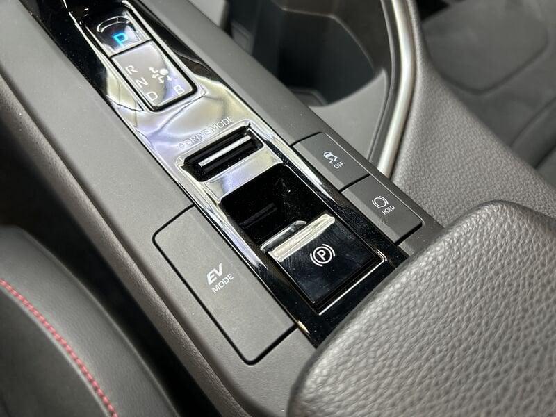 Toyota C-HR 2.0 hv GR Sport Premiere awd e-cvt