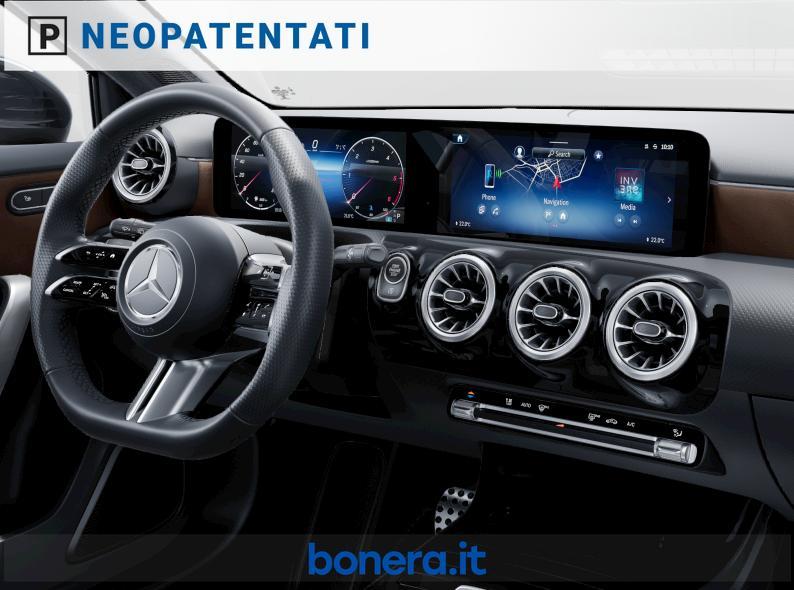 Mercedes Classe A 180 180 D AMG Line Extra Speedshift DCT AMG 8G