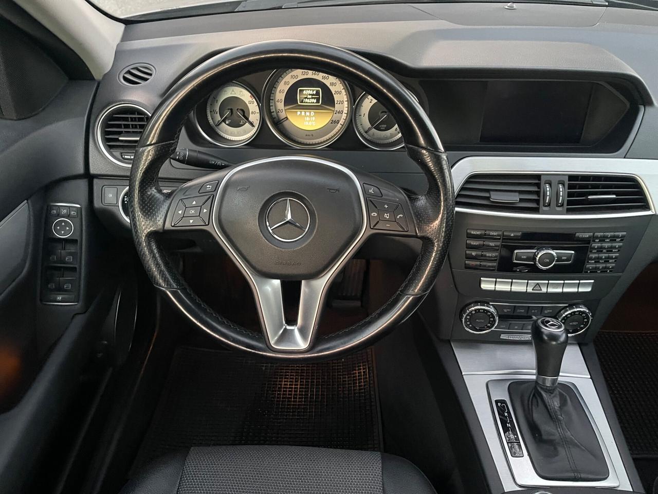 Mercedes-benz C 220 CDI BlueEFFICIENCY Avantgarde