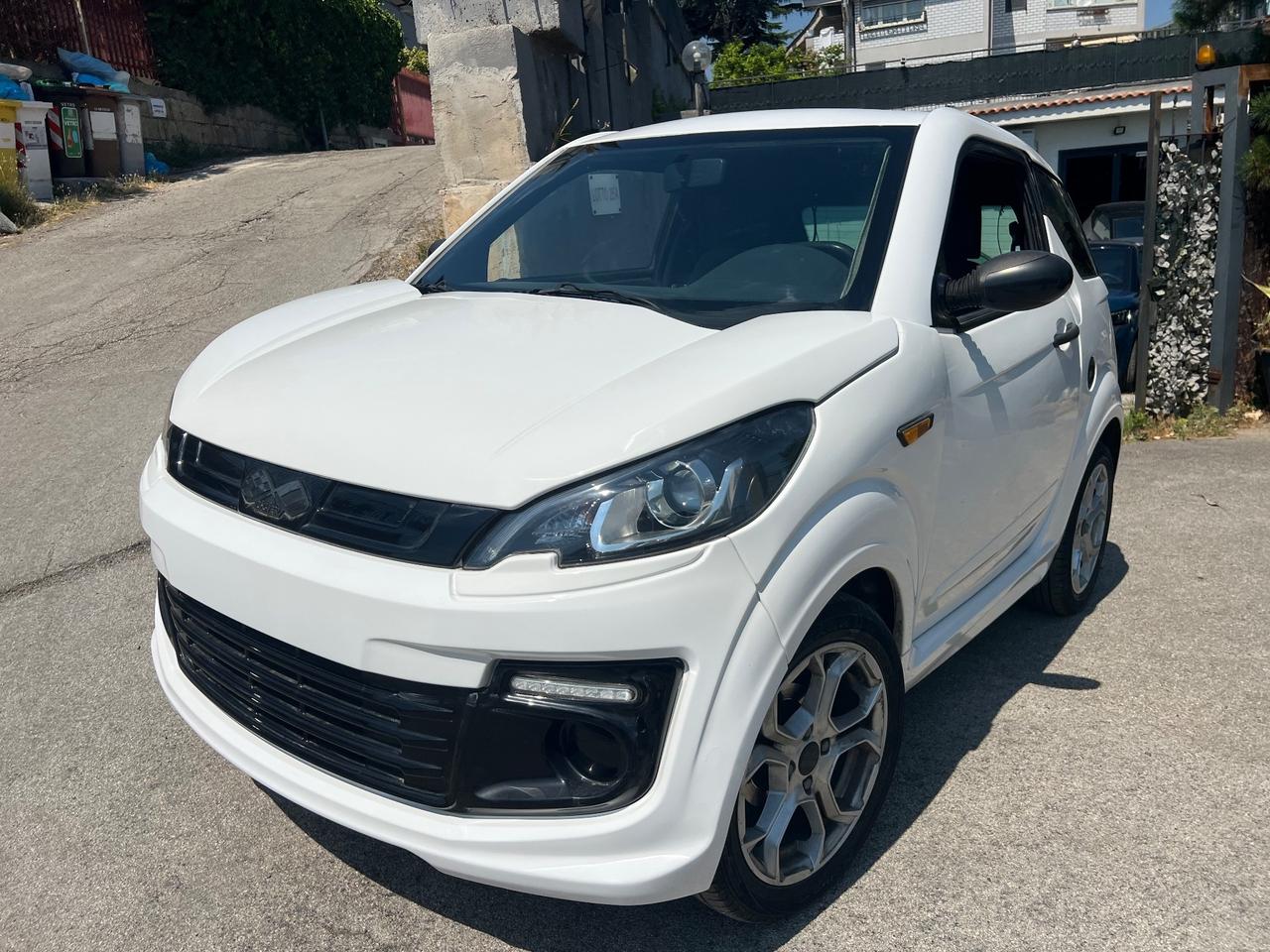 Ligier js 50 elegance white 2021 17000 km