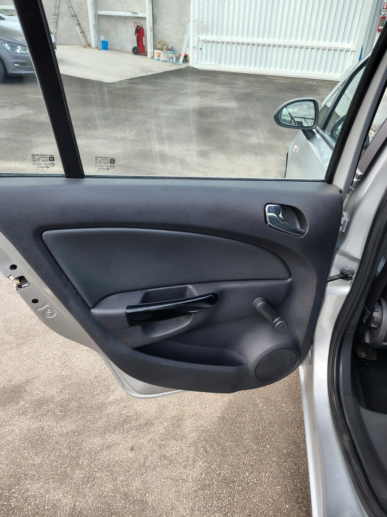 Opel Corsa 1.2 5 porte Predisposizione GPL Edition