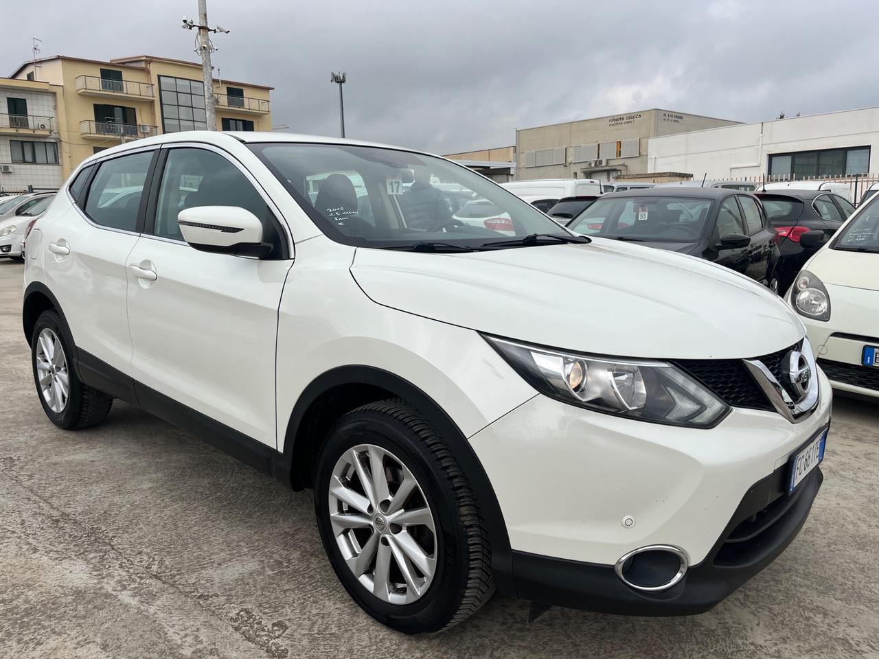 Nissan Qashqai 1.5 dCi Visia