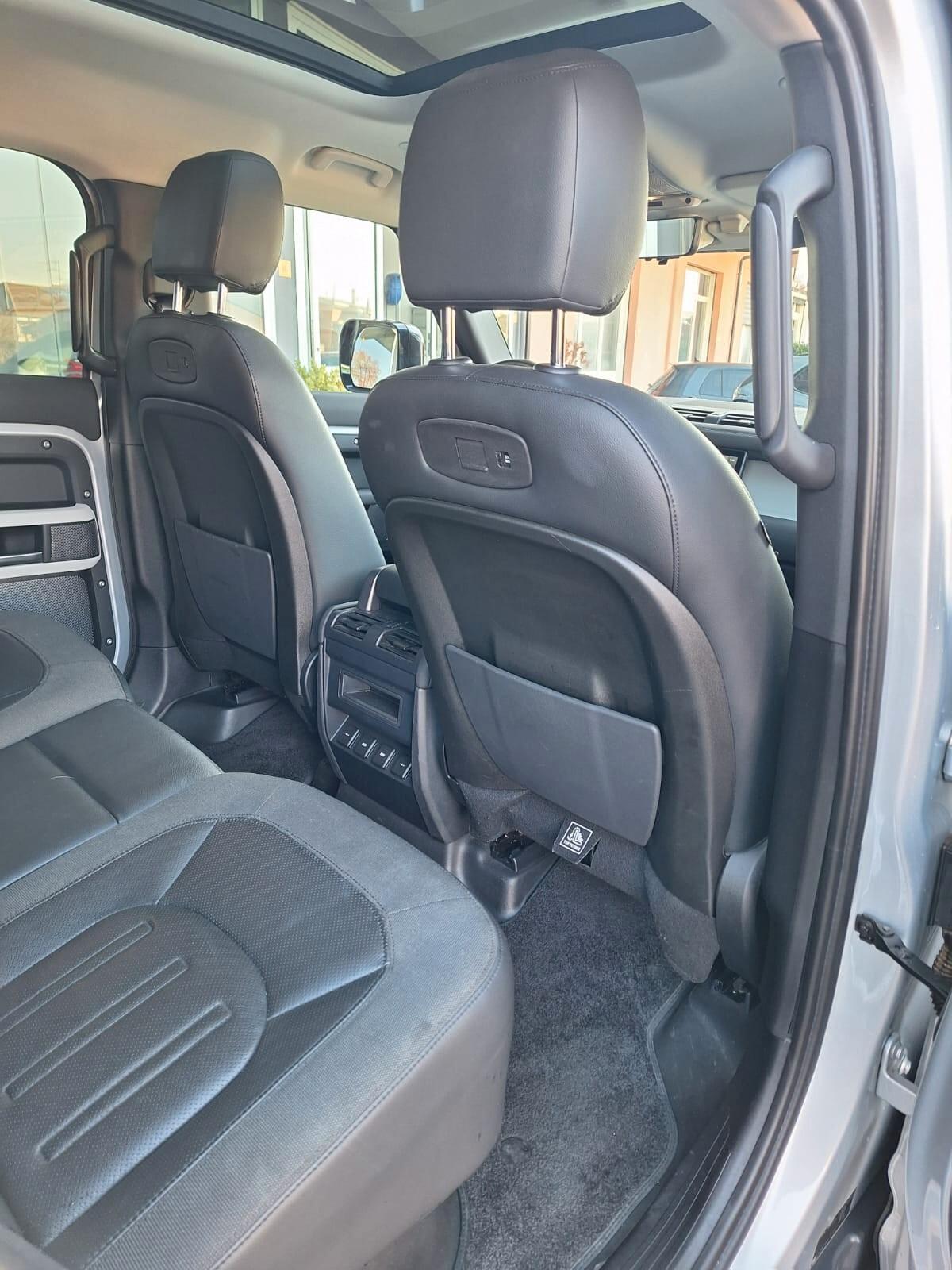 Land Rover Defender 110 2.0 SD4 240CV AWD Auto 72 Yrs. WEB Edition