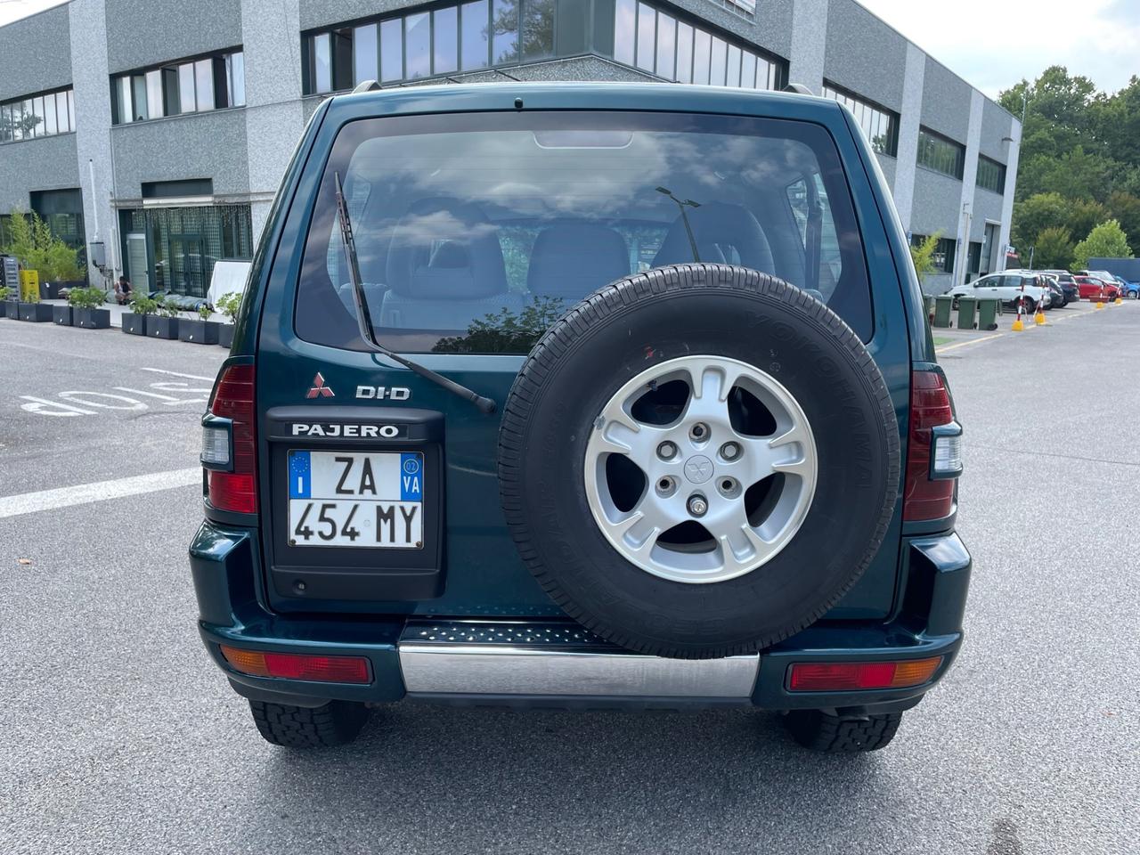 Mitsubishi Pajero 3.2 16V DI-D 3p. GLX ( 4X4 )