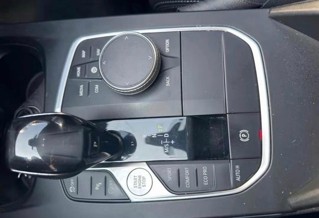 Bmw 116 116d 5p. Luxury