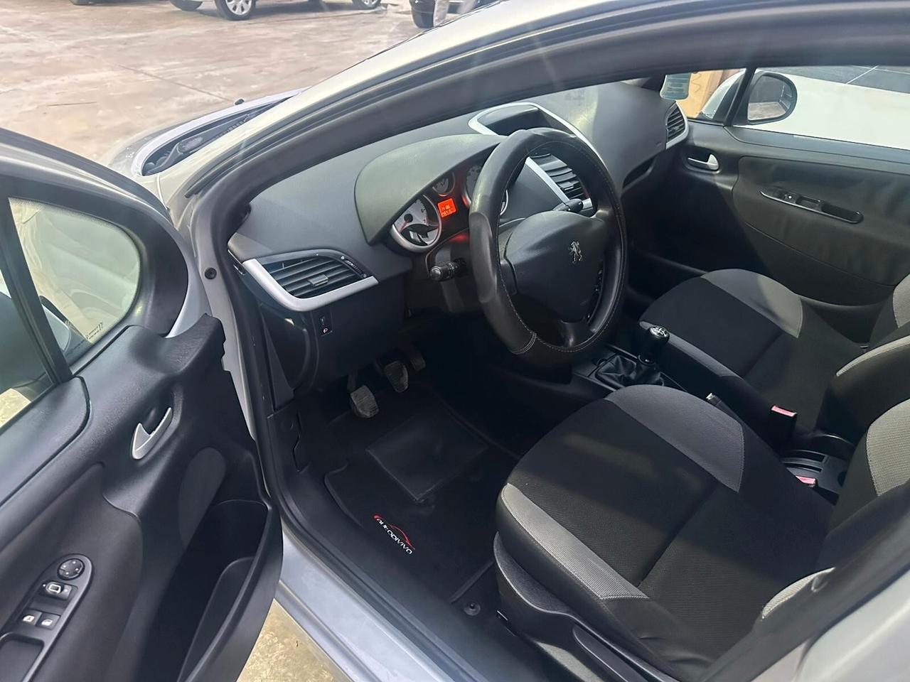 Peugeot 207 1.4 VTi 95CV SW ONE Line