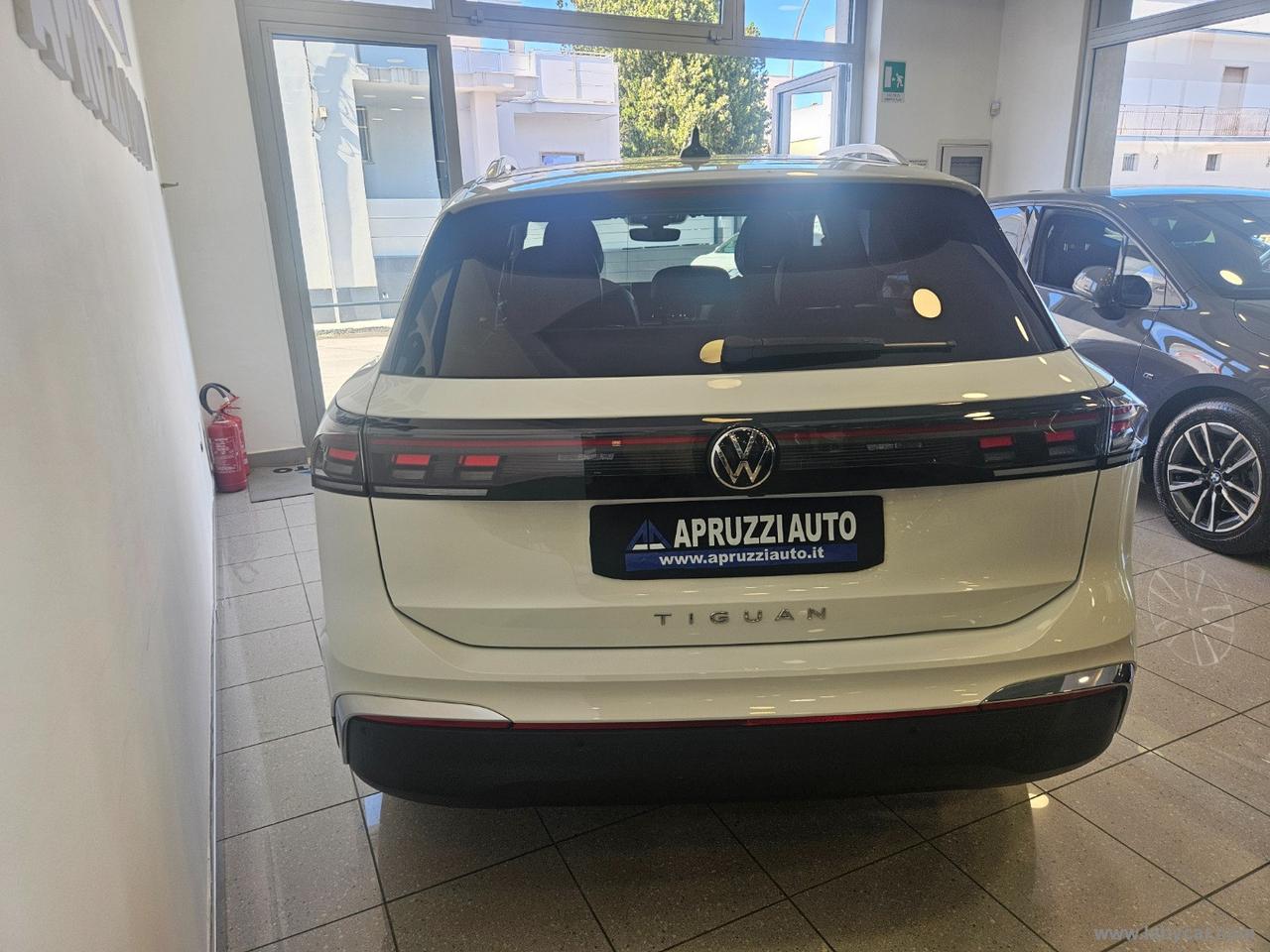 VOLKSWAGEN Tiguan 2.0 TDI 150 CV DSG Elegance
