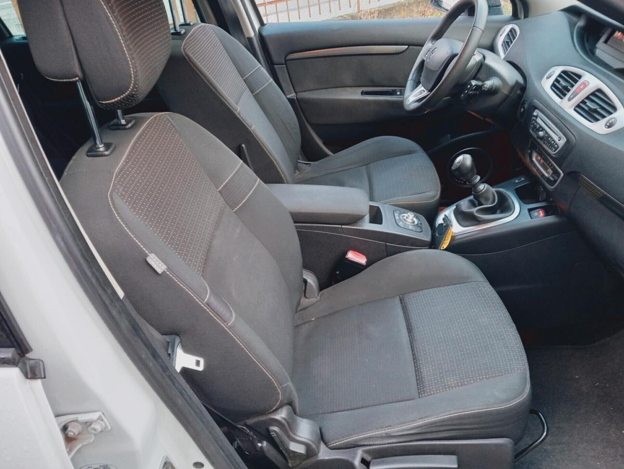 Renault Scenic Scénic X-Mod 1.5 dCi 110CV Dynamique