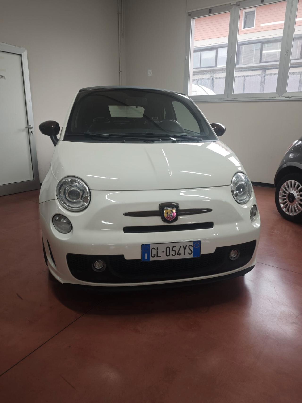Abarth 500 C 1.4 Turbo T-Jet MTA Bicolore