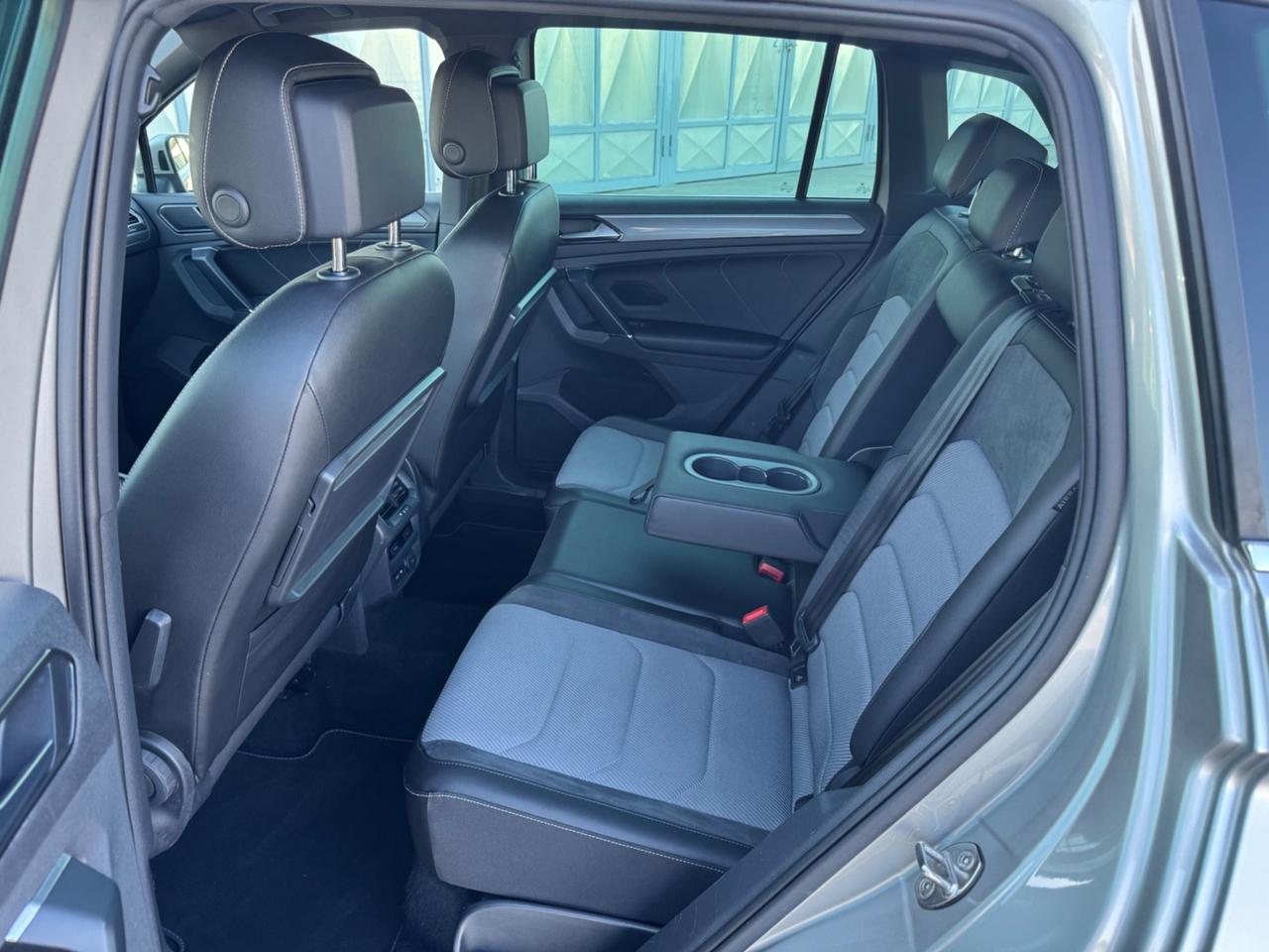 Volkswagen Tiguan 2.0 TDI SCR DSG Executive R-Line BMT