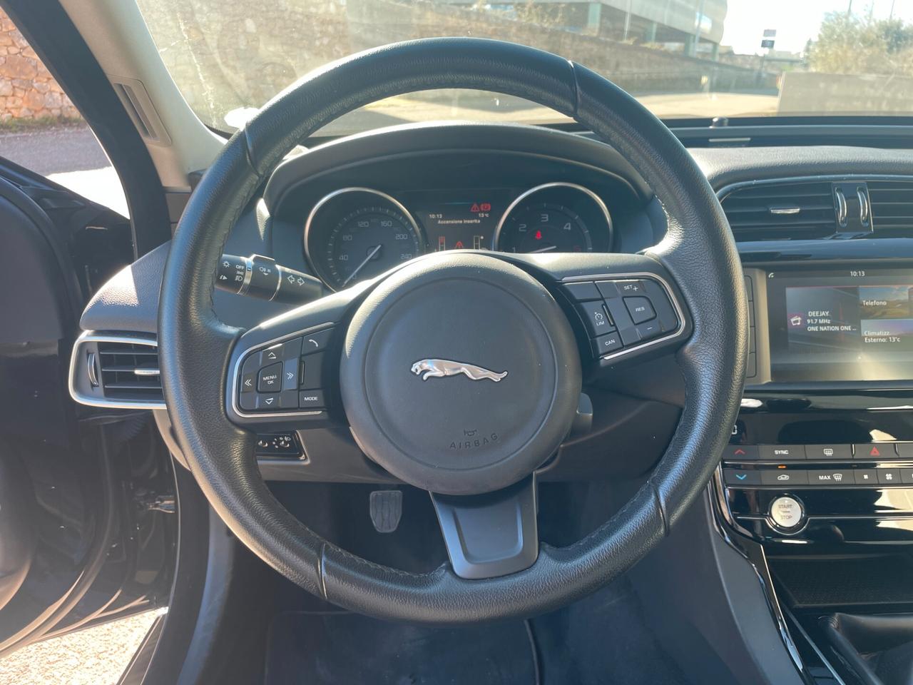 Jaguar XE 2.0 D Turbo Prestige finanziabile a € 180,00 mensili
