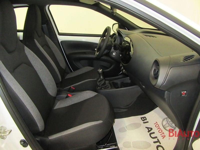 Toyota Aygo X 1.0 VVT-i 72 CV 5 porte Active